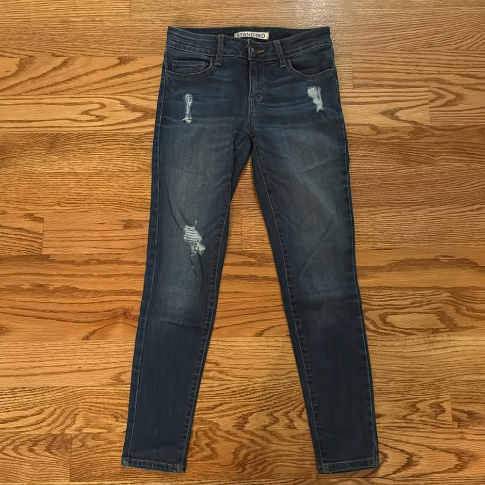 Dark blue lightly distressed jeans size 26 great condition and so comfortable